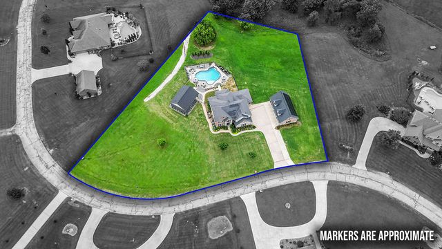 9787 Soaring Hawk Drive, Bentonville, AR 72713