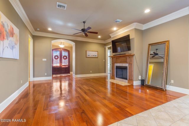 814 Flambant Drive, Broussard, LA 70518