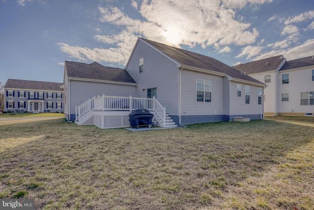 320 CLEAR STREAM DR, Dover, DE 19904