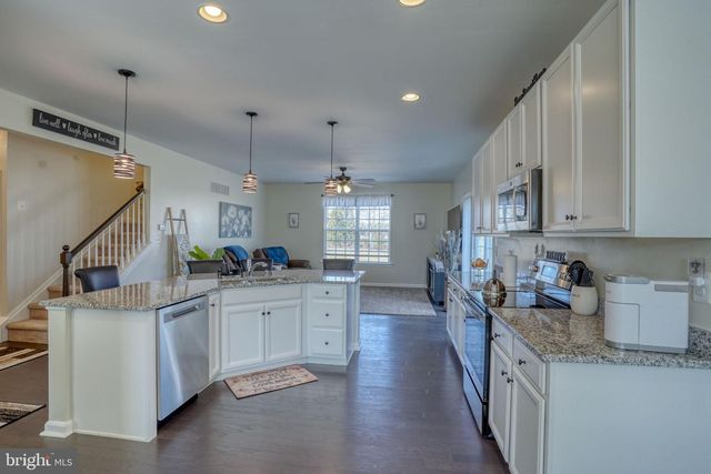 320 CLEAR STREAM DR, Dover, DE 19904