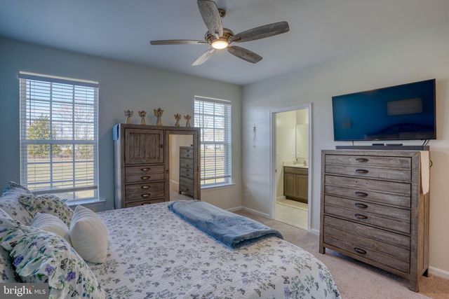 320 CLEAR STREAM DR, Dover, DE 19904