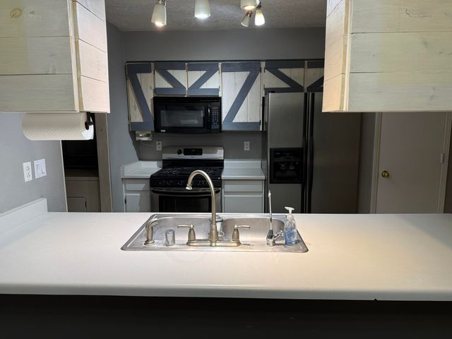 10 Mustang Road, Stanley, NM 87056