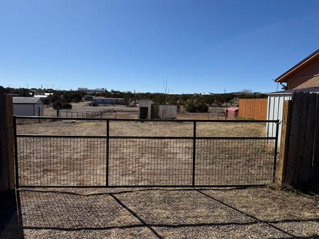 10 Mustang Road, Stanley, NM 87056