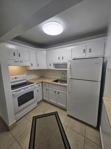 1150 NE 17TH Court 16, Fort Lauderdale, FL 33305