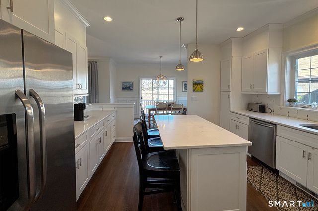 860 Oldfield Road, Fairfield, CT 06824