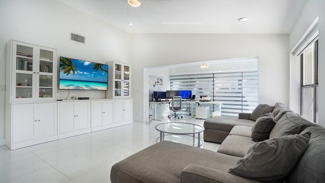 2687 BLUE SAGE Avenue, Coconut Creek, FL 33063