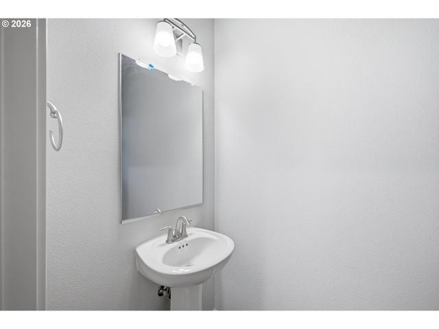 1644 37TH Ave, Forest Grove, OR 97116
