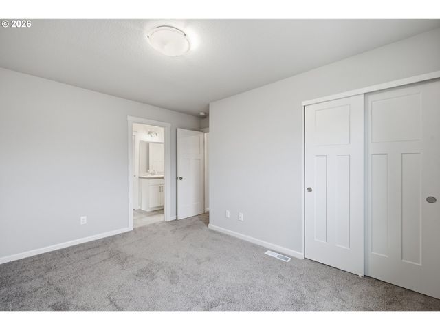 1644 37TH Ave, Forest Grove, OR 97116