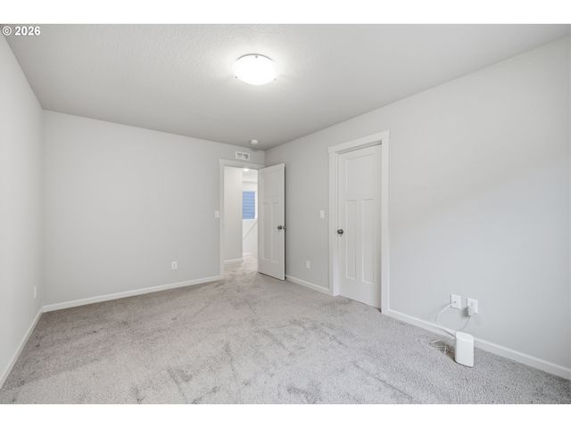 1644 37TH Ave, Forest Grove, OR 97116