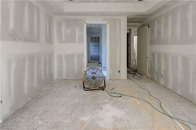 2710 W 49th Street, Westwood, KS 66205