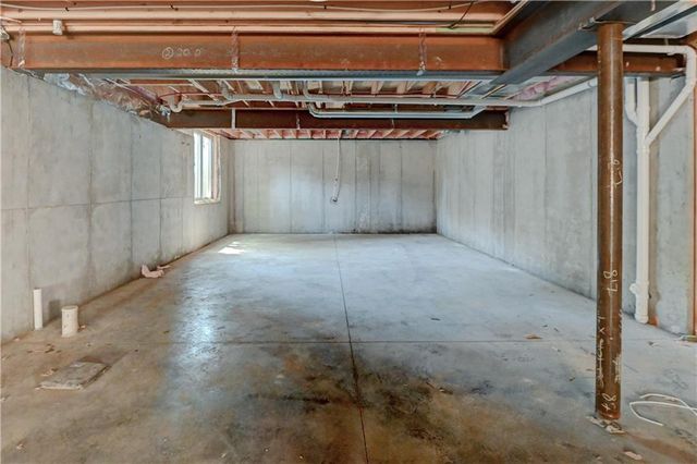 2710 W 49th Street, Westwood, KS 66205
