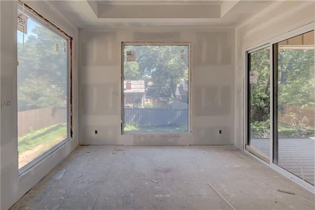 2710 W 49th Street, Westwood, KS 66205