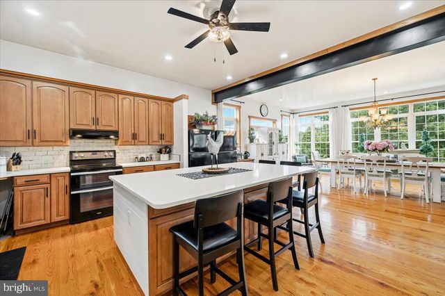 460 ROYS LN, Hedgesville, WV 25427