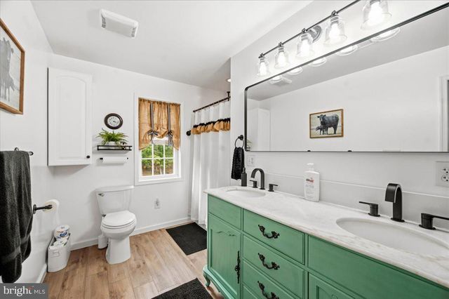 460 ROYS LN, Hedgesville, WV 25427