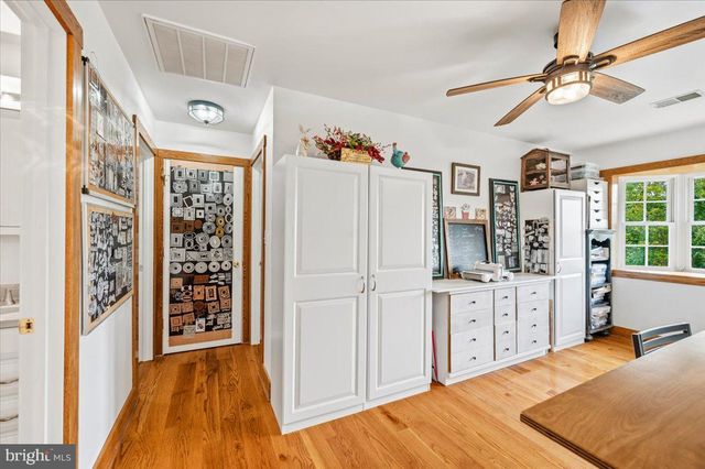 460 ROYS LN, Hedgesville, WV 25427