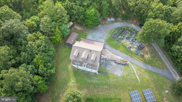 460 ROYS LN, Hedgesville, WV 25427