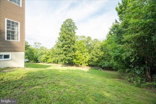 460 ROYS LN, Hedgesville, WV 25427
