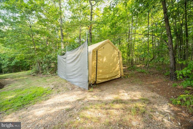 460 ROYS LN, Hedgesville, WV 25427