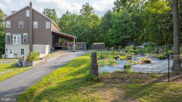 460 ROYS LN, Hedgesville, WV 25427