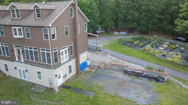 460 ROYS LN, Hedgesville, WV 25427