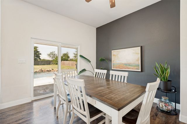 524 E Carol Street, Pilot Point, TX 76258