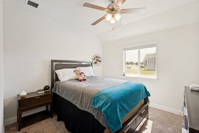 524 E Carol Street, Pilot Point, TX 76258