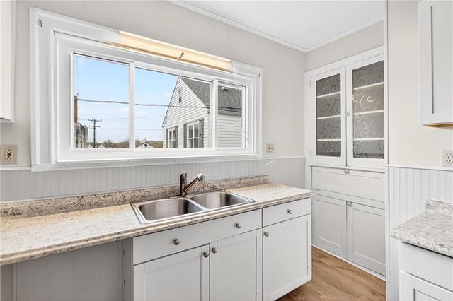 105 Center Ave, Mt Pleasant Boro, PA 15666