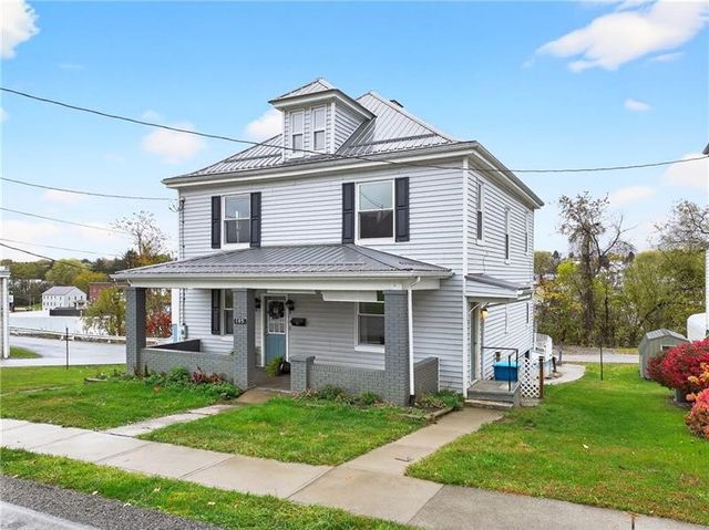 105 Center Ave, Mt Pleasant Boro, PA 15666