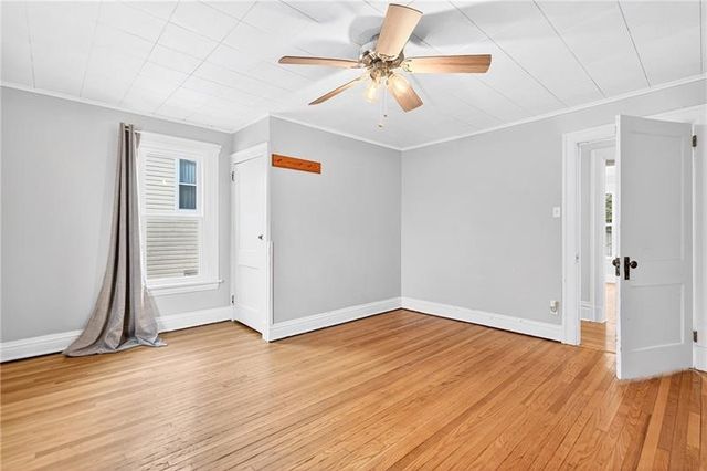 105 Center Ave, Mt Pleasant Boro, PA 15666