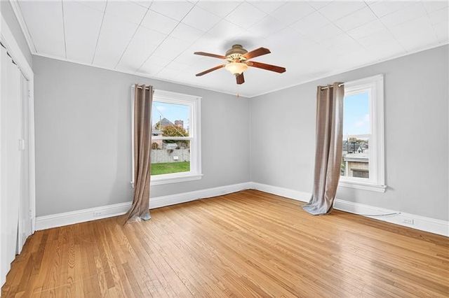 105 Center Ave, Mt Pleasant Boro, PA 15666