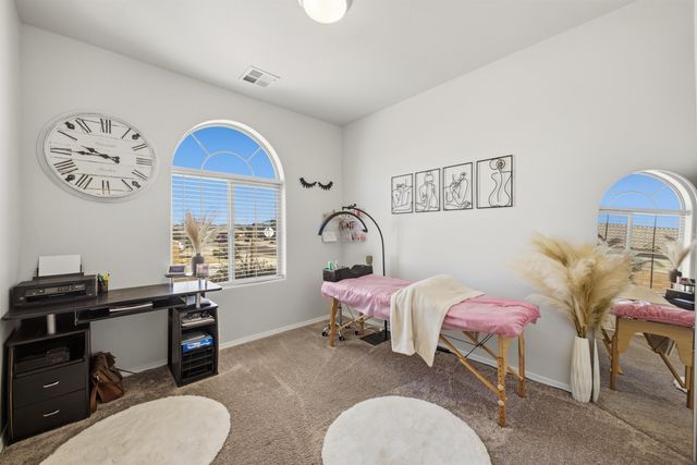 7424 Redbloom Road NW, Albuquerque, NM 87114