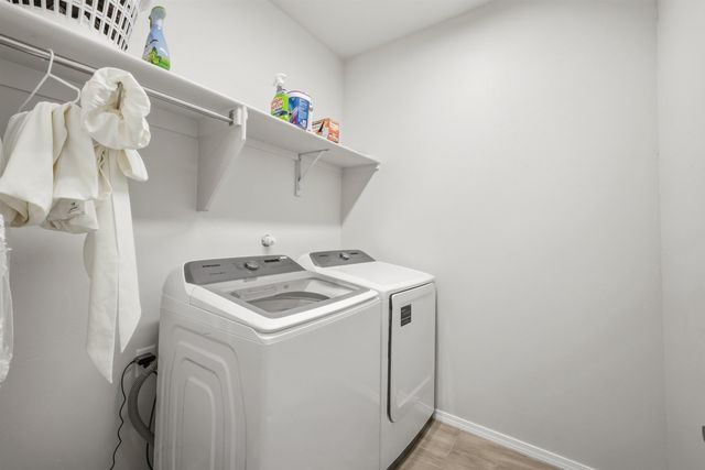 7424 Redbloom Road NW, Albuquerque, NM 87114