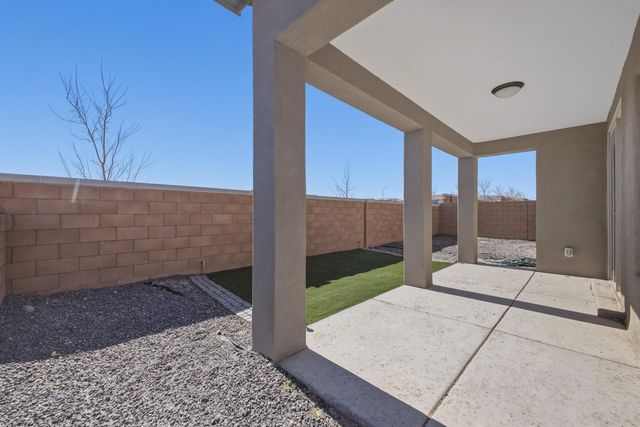7424 Redbloom Road NW, Albuquerque, NM 87114