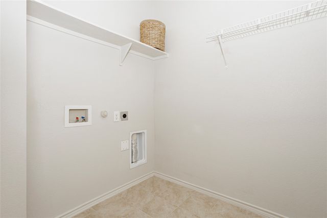 345 Chestnut Lane, Ponder, TX 76259