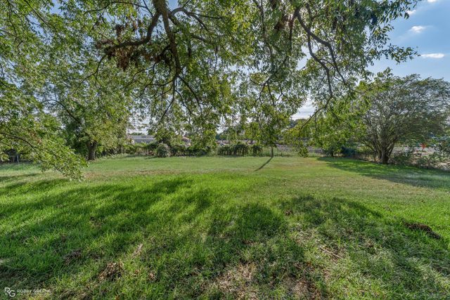 1106 Caroline Drive, Bossier City, LA 71112