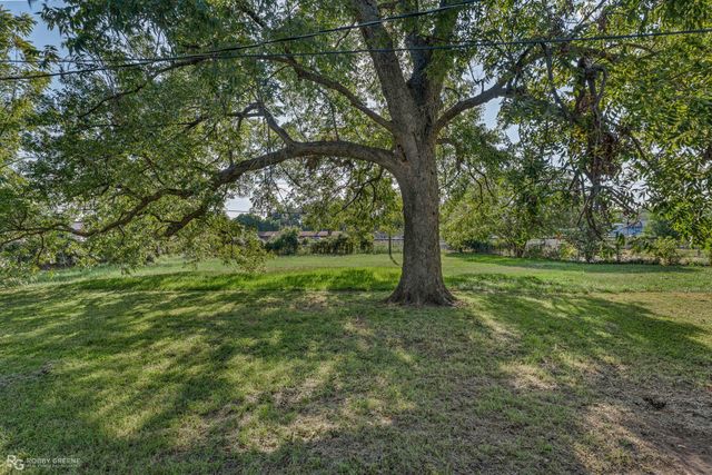 1106 Caroline Drive, Bossier City, LA 71112