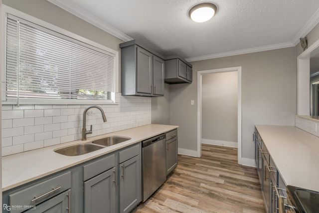 1106 Caroline Drive, Bossier City, LA 71112