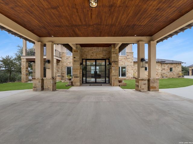 298 Table Rock, Helotes, TX 78023