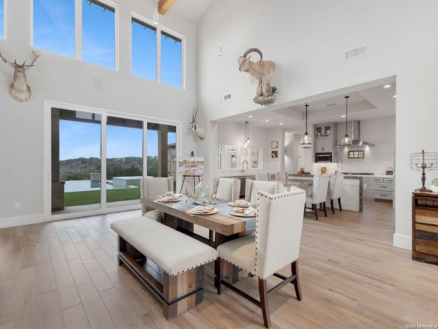 298 Table Rock, Helotes, TX 78023