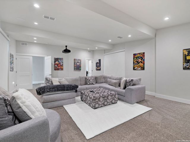 298 Table Rock, Helotes, TX 78023