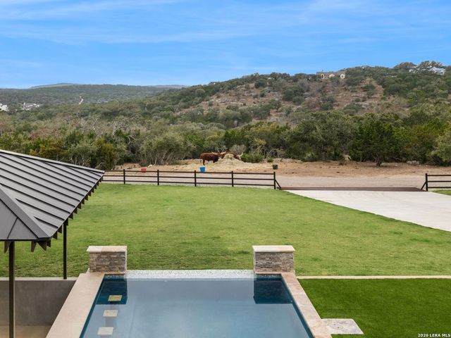 298 Table Rock, Helotes, TX 78023