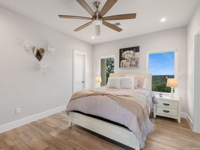 298 Table Rock, Helotes, TX 78023