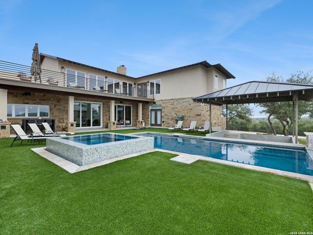 298 Table Rock, Helotes, TX 78023