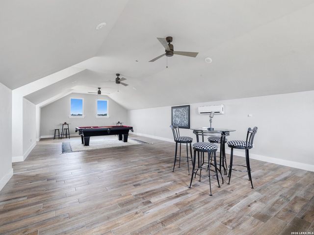 298 Table Rock, Helotes, TX 78023