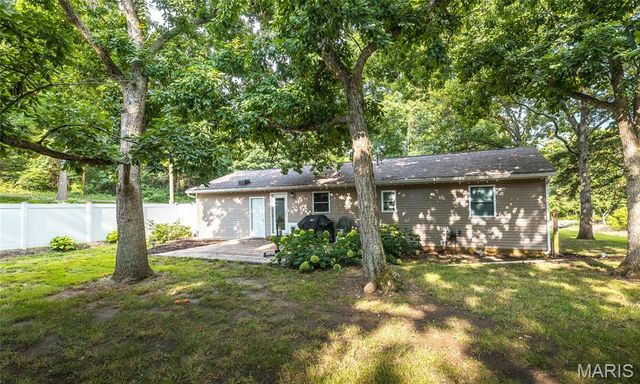 11240 State Highway E, Rolla, MO 65401