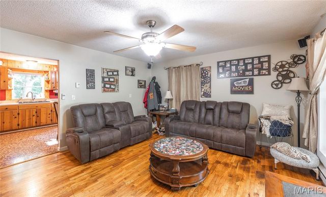 11240 State Highway E, Rolla, MO 65401