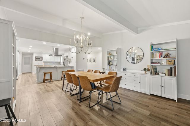 204 W Saint Louis Street, Lafayette, LA 70506