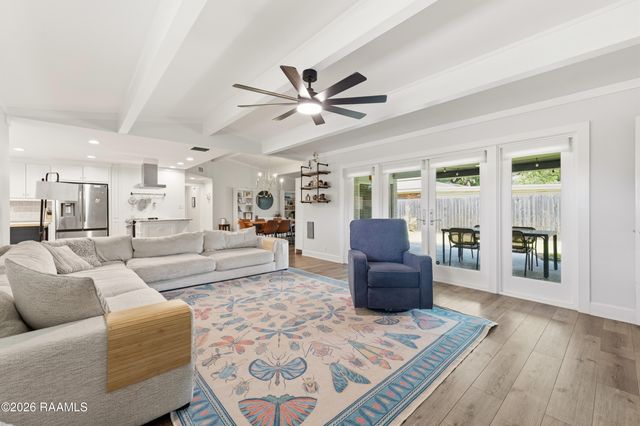 204 W Saint Louis Street, Lafayette, LA 70506