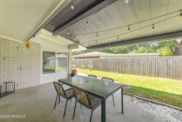 204 W Saint Louis Street, Lafayette, LA 70506
