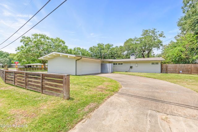 204 W Saint Louis Street, Lafayette, LA 70506